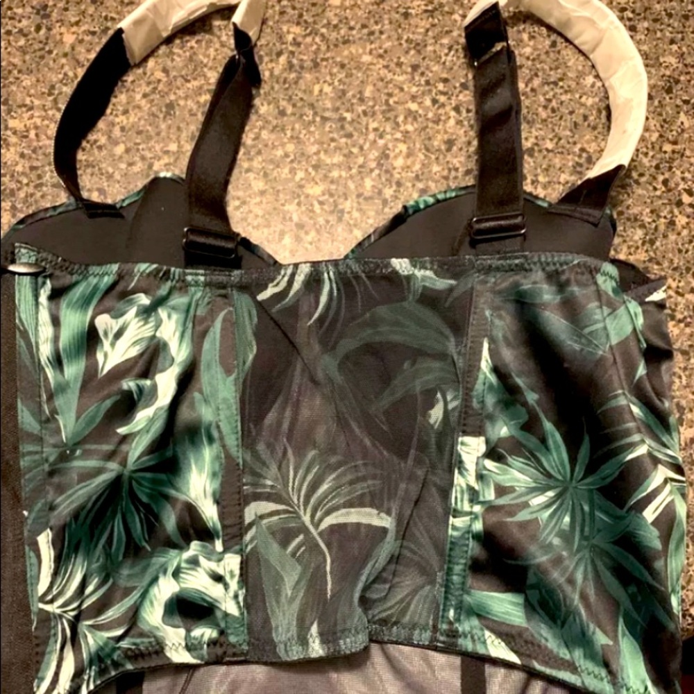 Victorias Secret Shine Strap Bling Palm Leaf Bustier Bra Very Sexy. - Picture 4 of 4